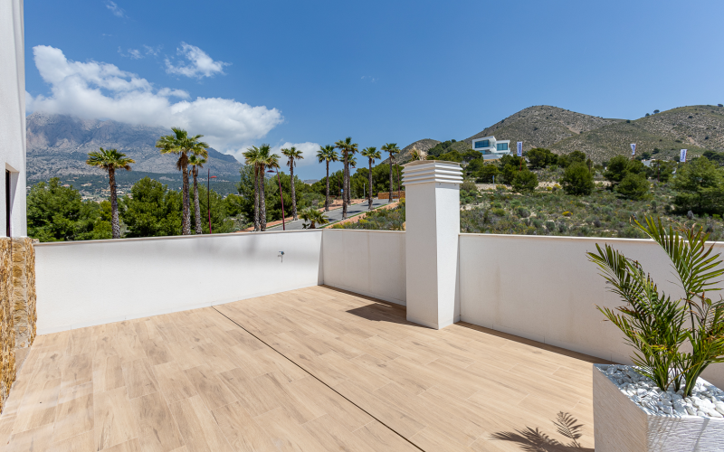 S. Hills - Benidorm