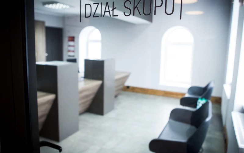 Magazyny/gospodarstwo/biurowiec